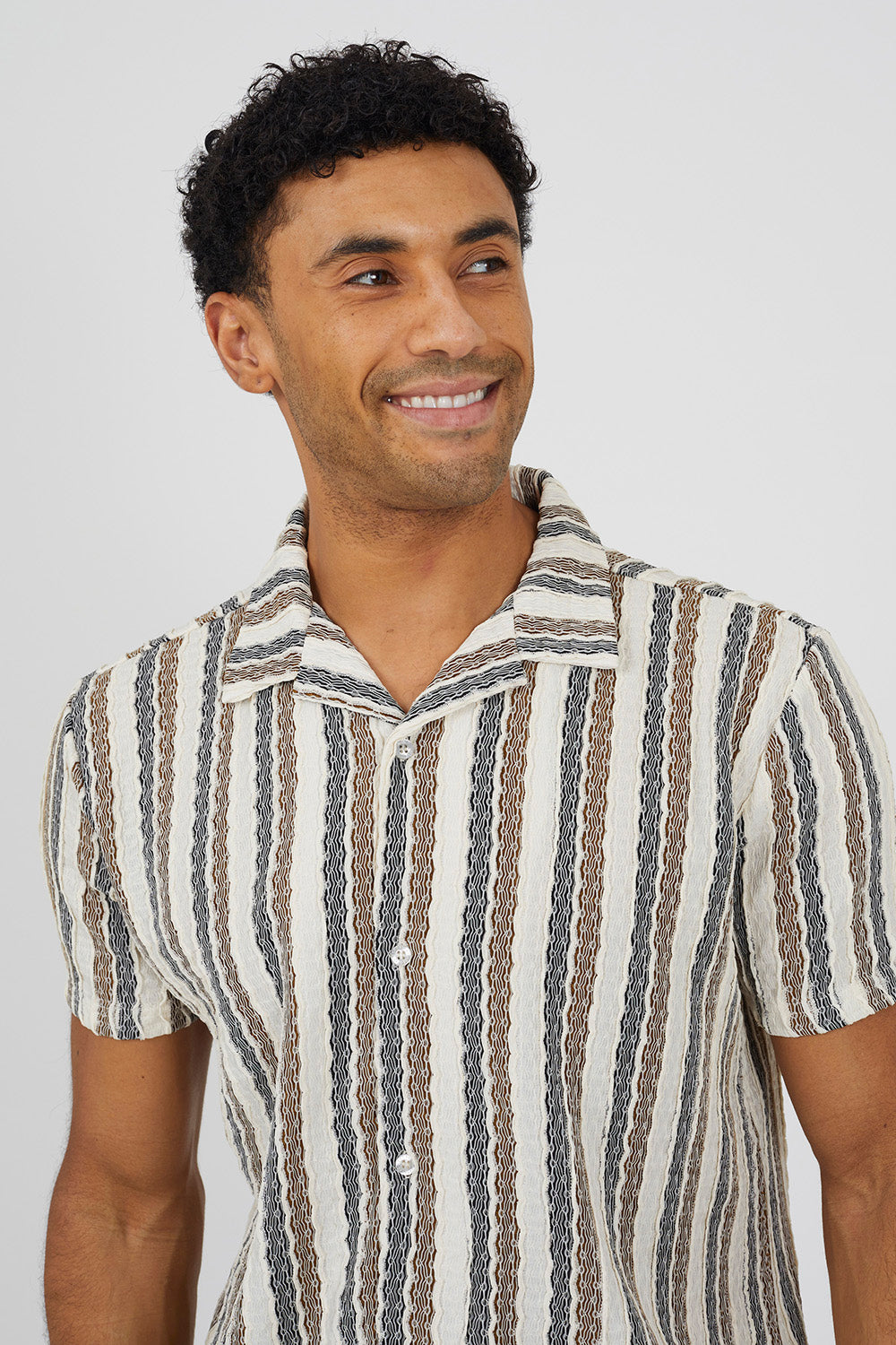 Brave Soul White Revere Collar Shirt - White Image 4
