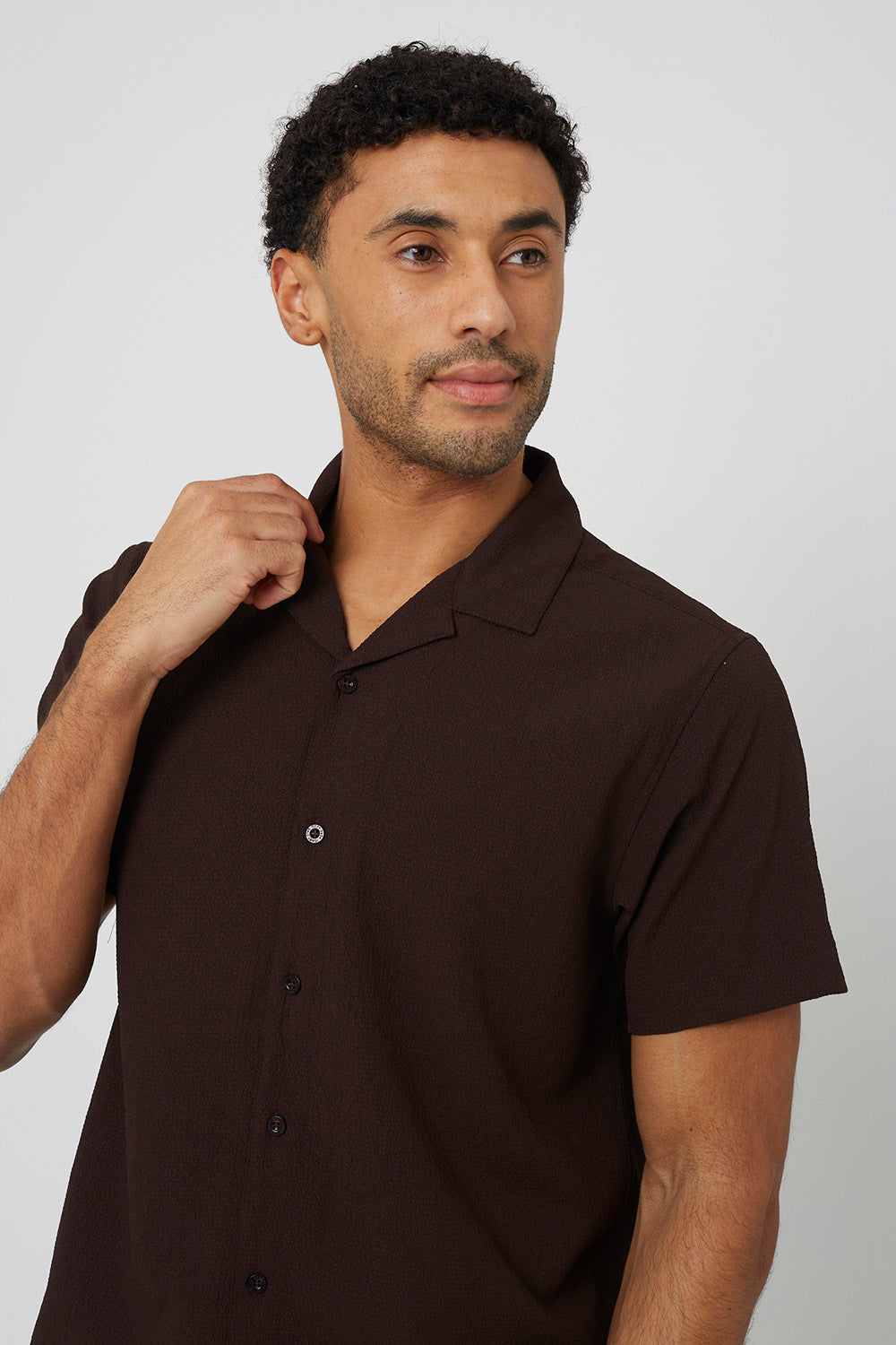 Brave Soul Chocolate Textured Revere Collar Short Sleeve Shirt - Chocolate Image 4