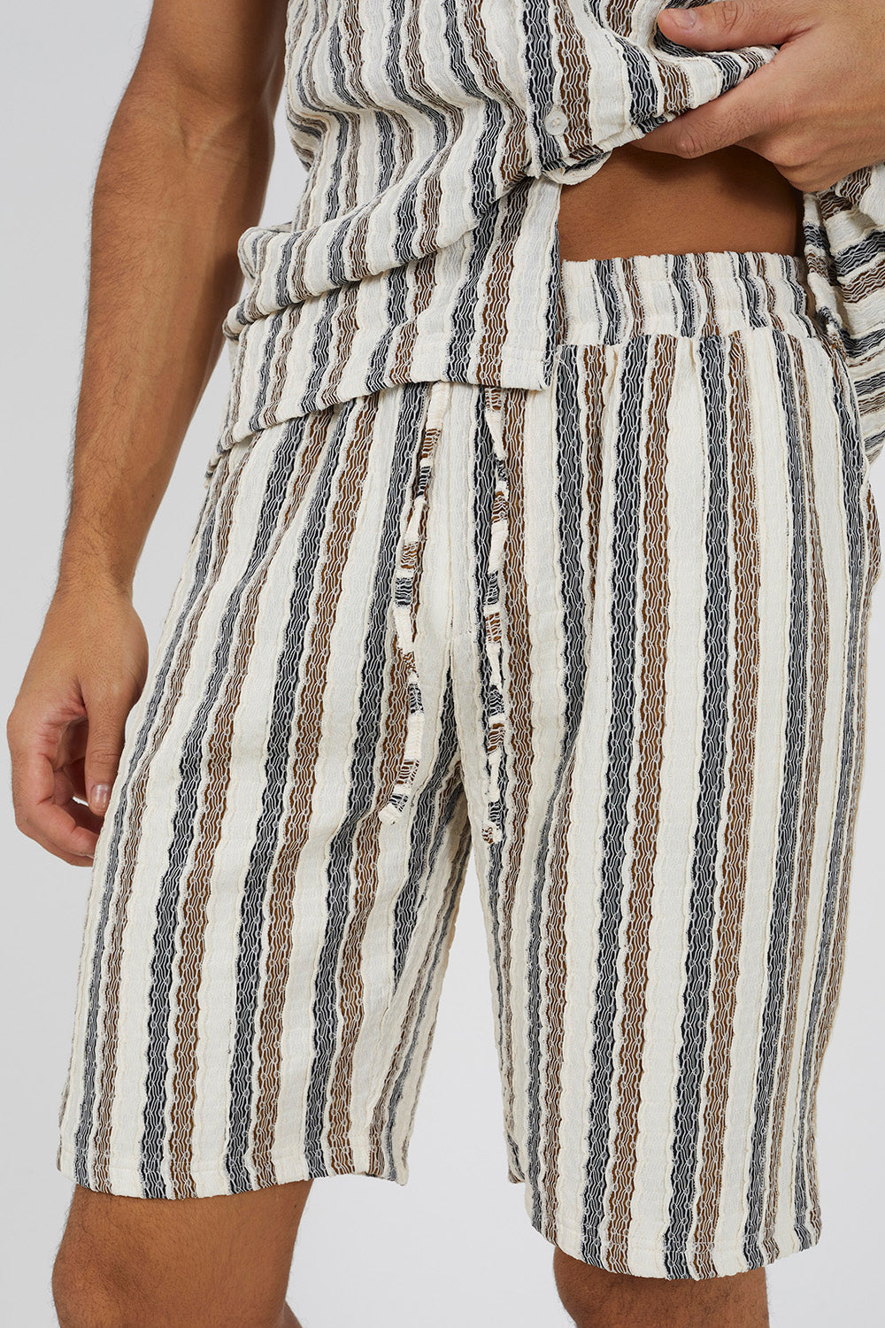 Brave Soul White Striped Shorts - White Image 4