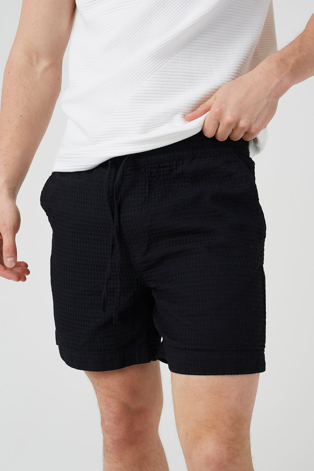 Brave Soul Black Textured Zip Pocket Drawcord Shorts - Black Image 4