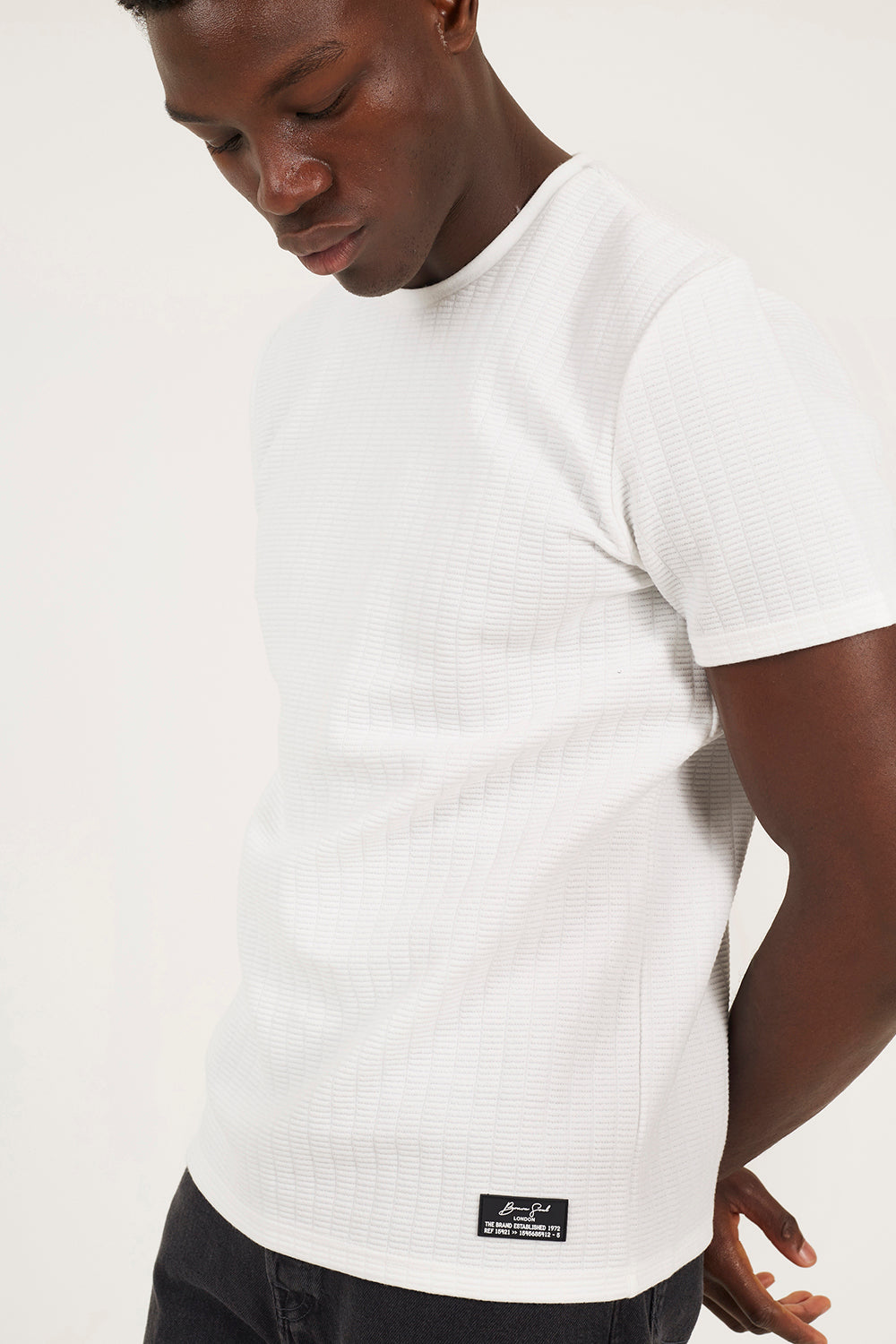 Brave Soul Off White Jacquard Short Sleeve Crew Neck T-Shirt - Off White Image 4