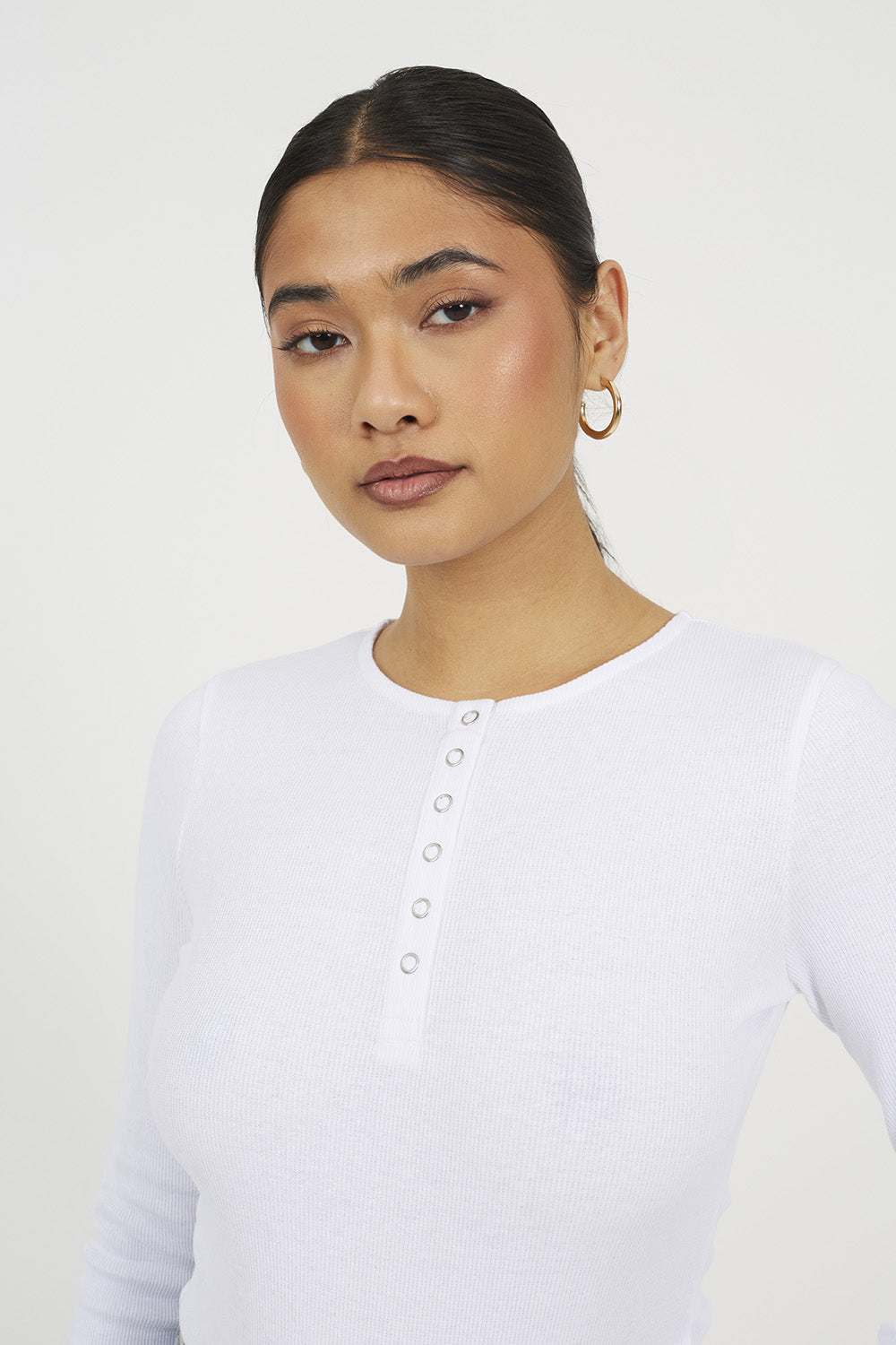  White  Image 4