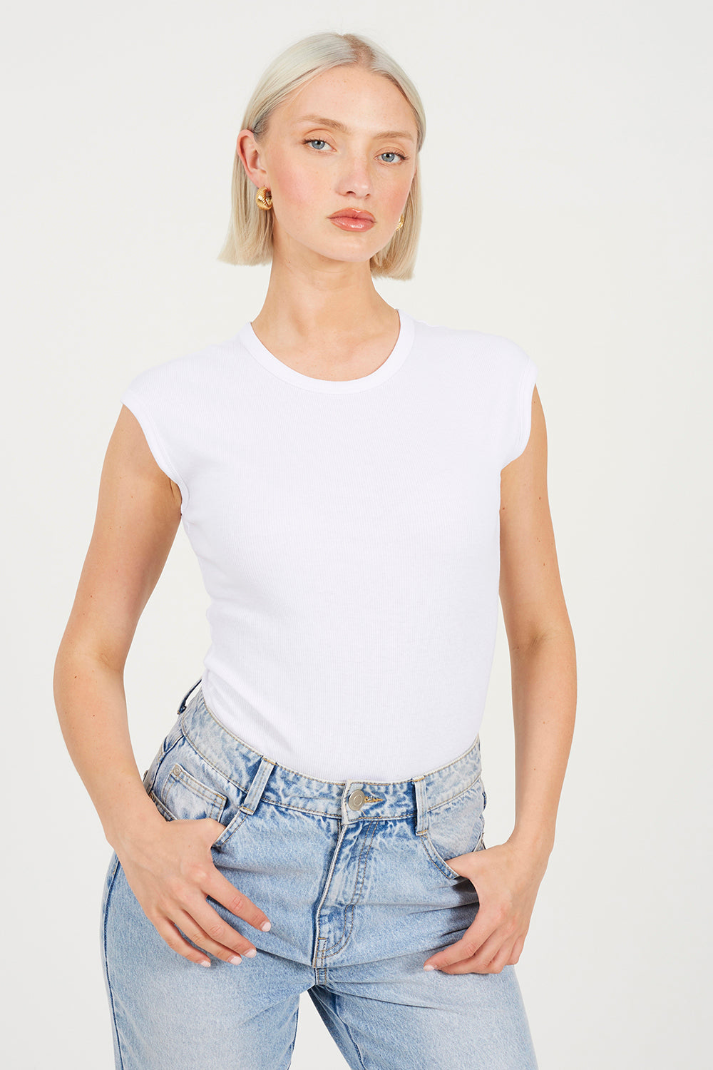  White  Image 4