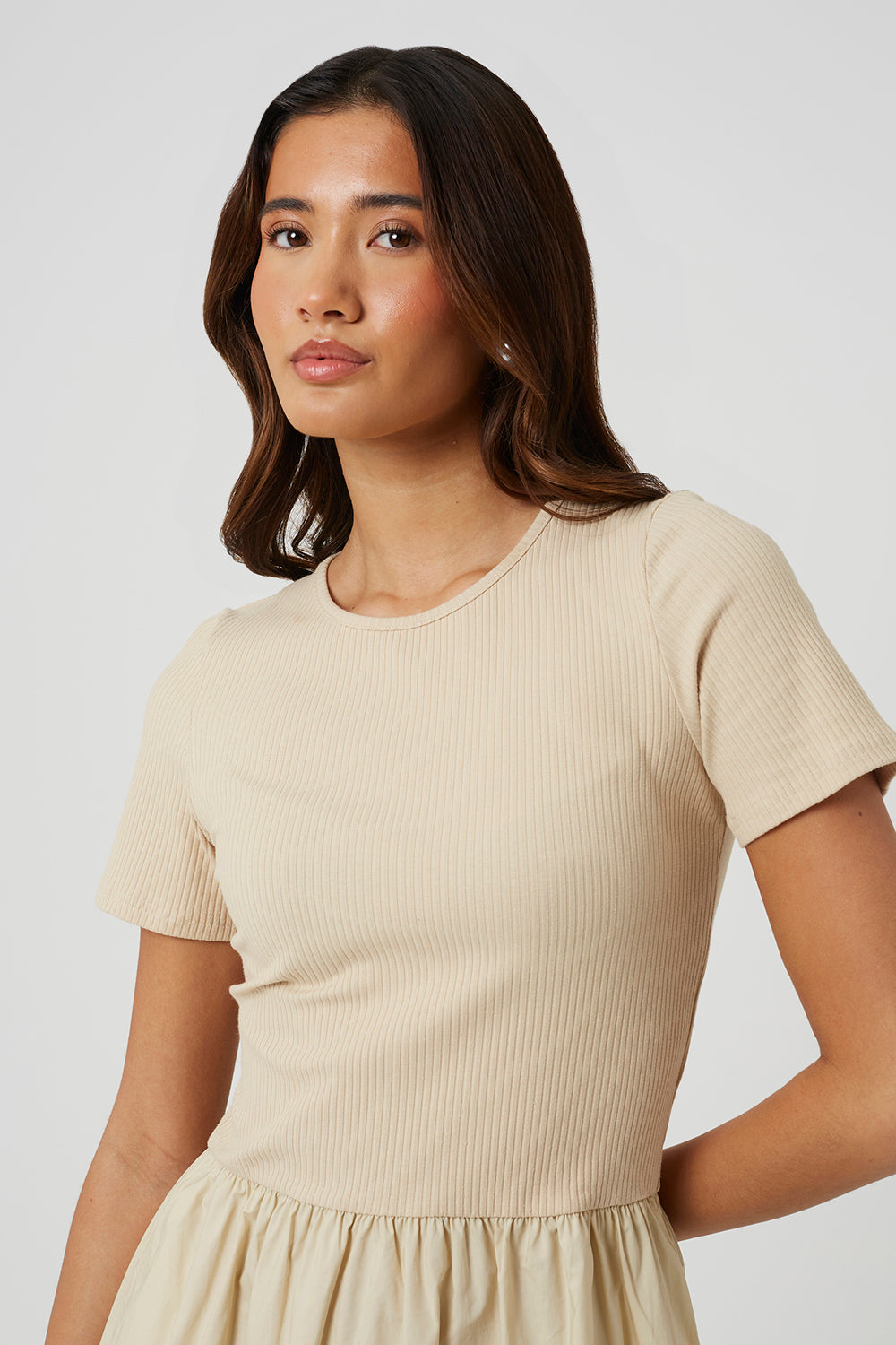  Beige  Image 4