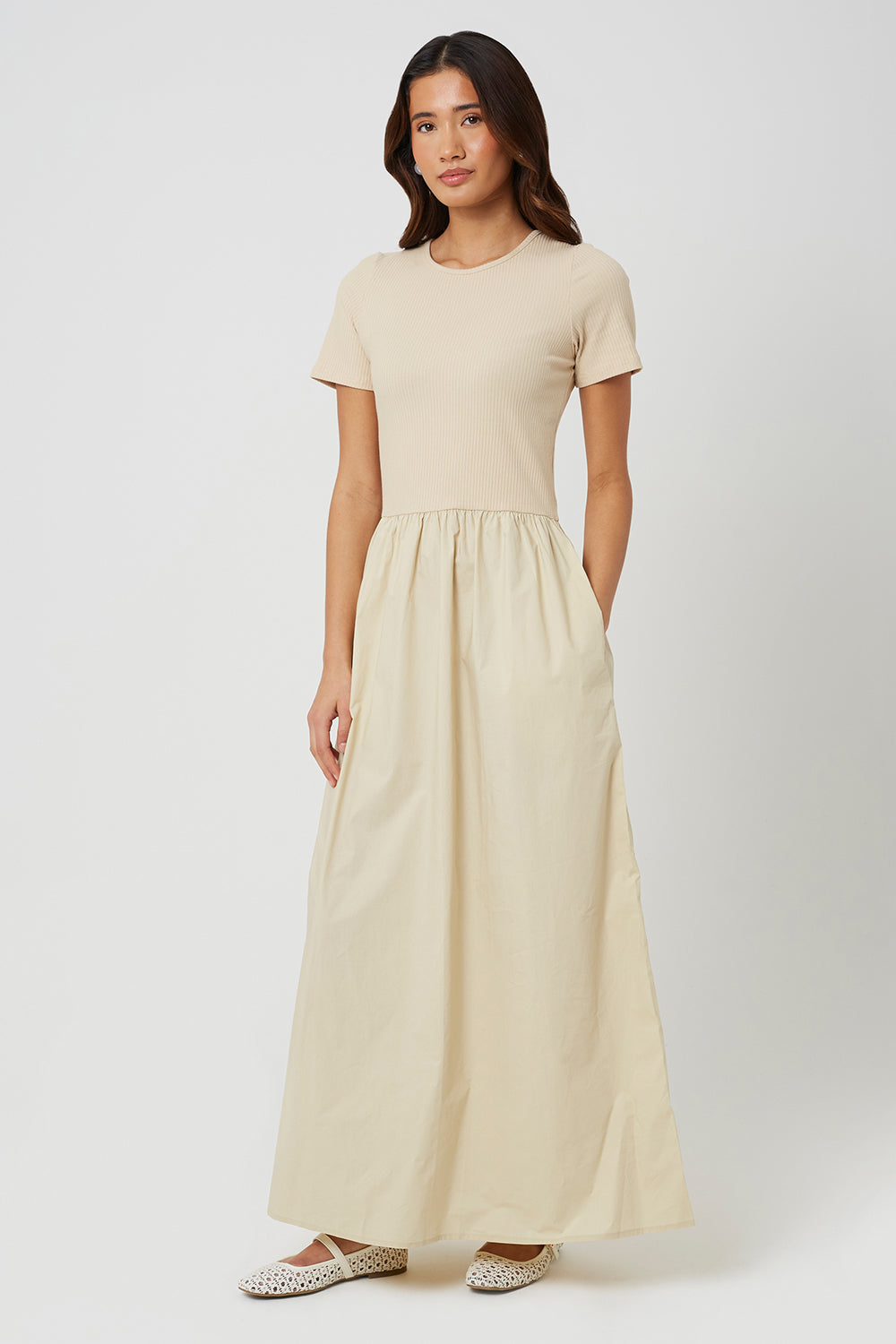  Beige  Image 1