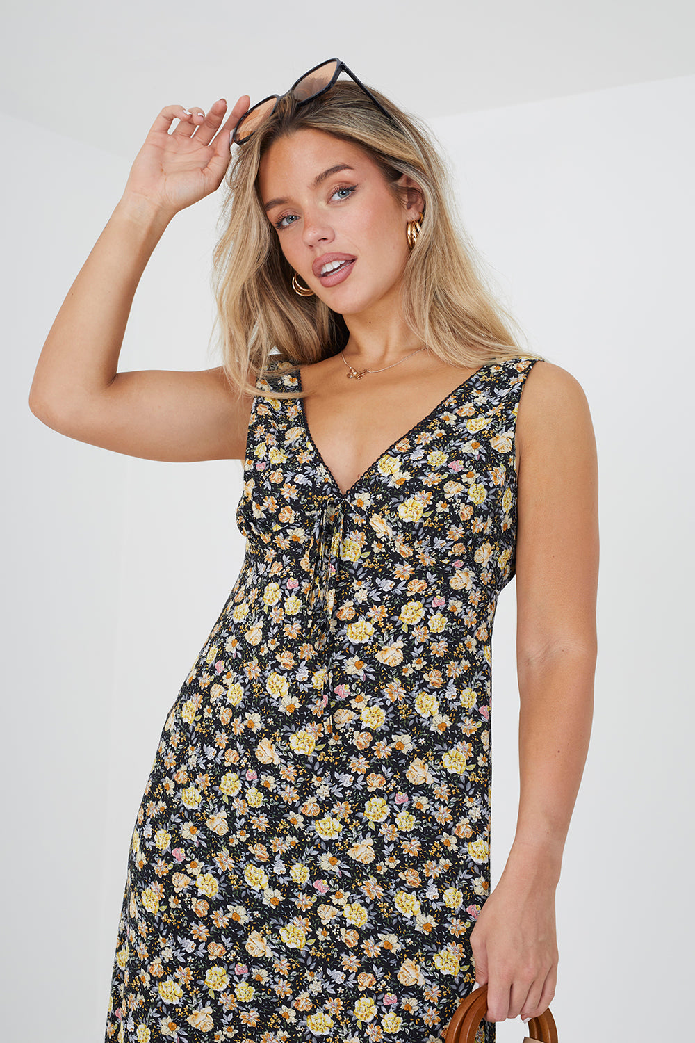Brave Soul Black Sleeveless V-Neck Floral Midi Dress - Black Image 3