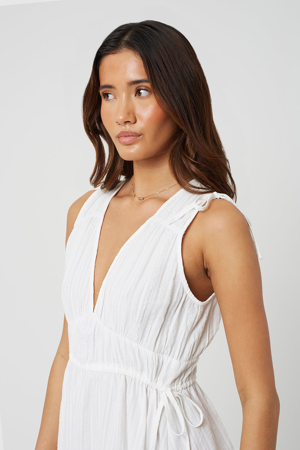  White  Image 4
