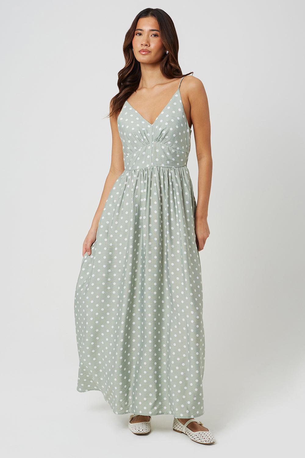  Pale Green  Image 1