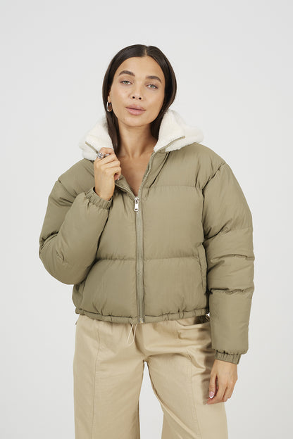  Pale Green  Image 1