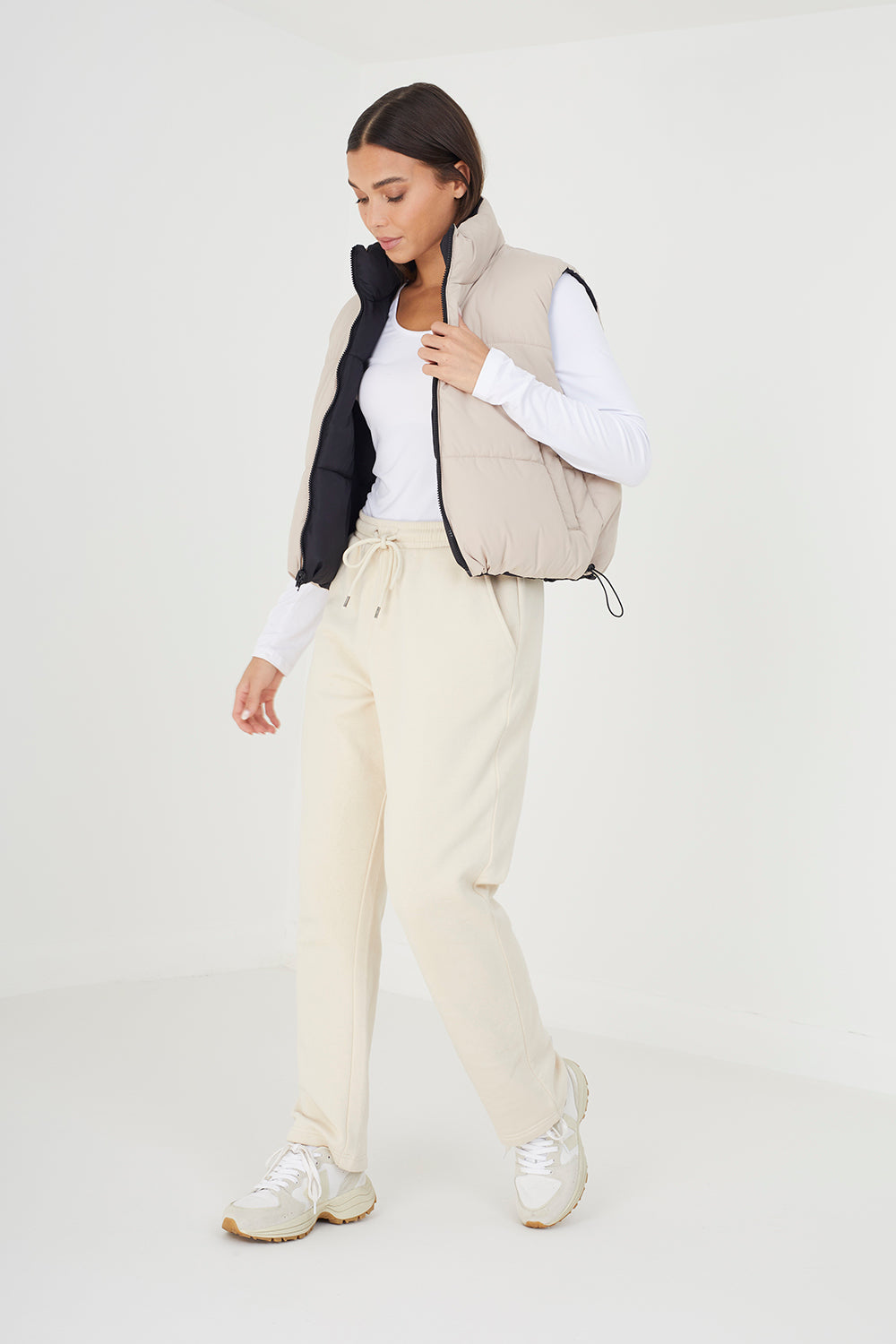 Brave Soul Stone Reversible Cropped Padded Gilet - Stone Image 3