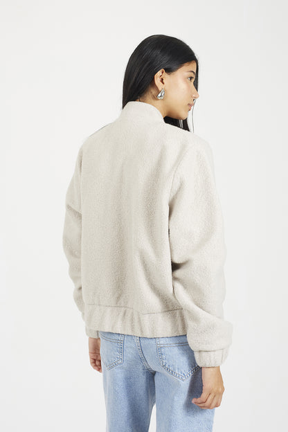  Cream  Image 2