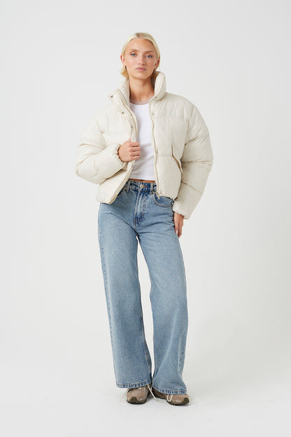  Cream  Image 3
