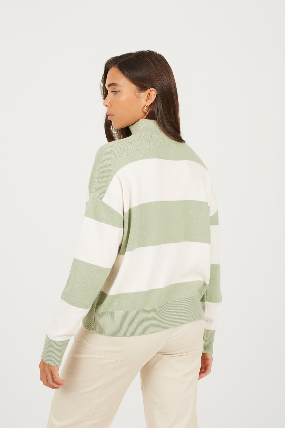  Pale Green  Image 2