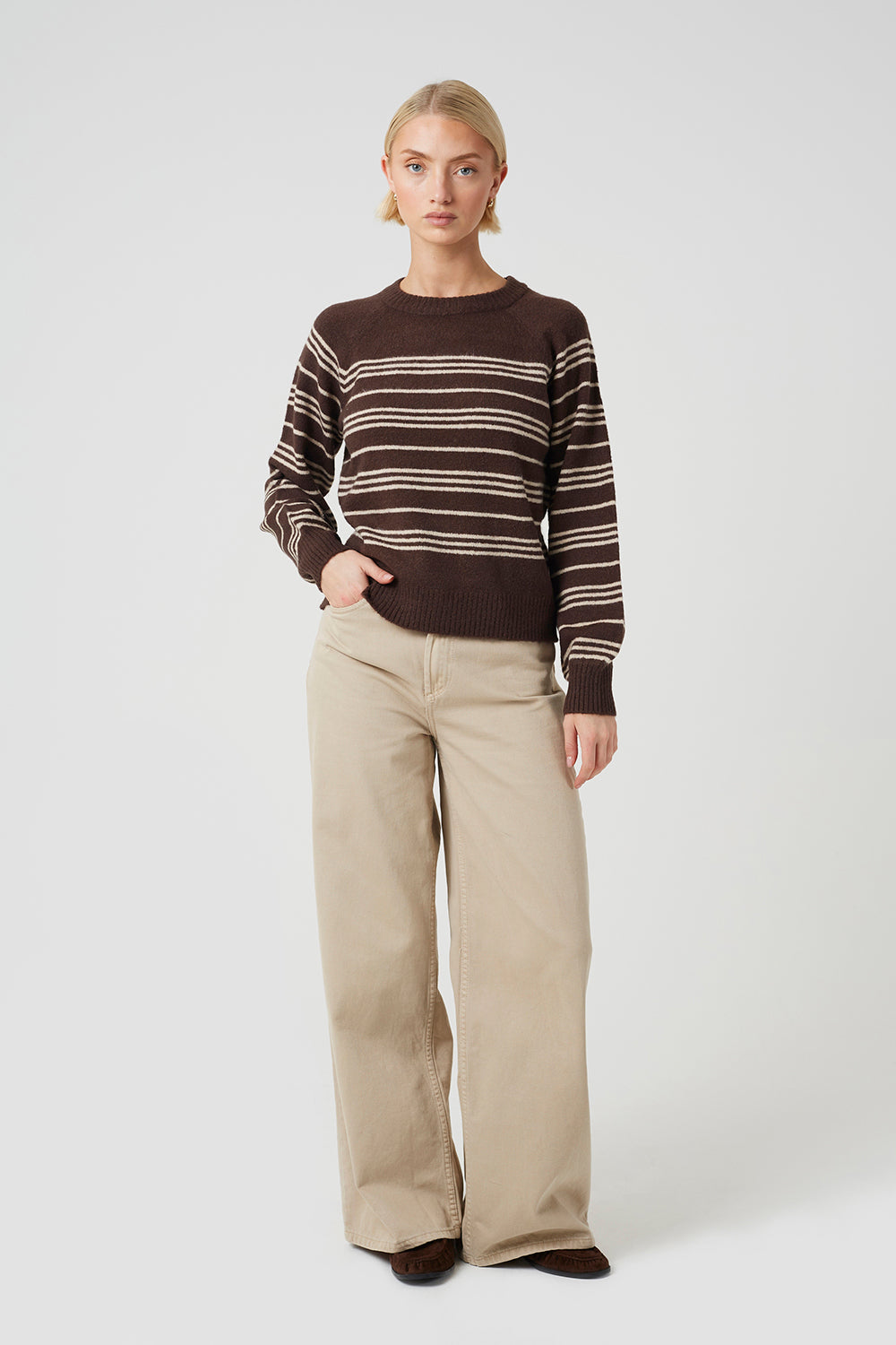  Brown  Image 3