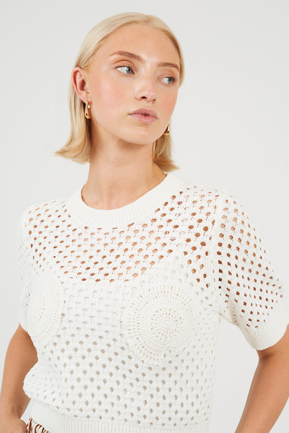  White  Image 4