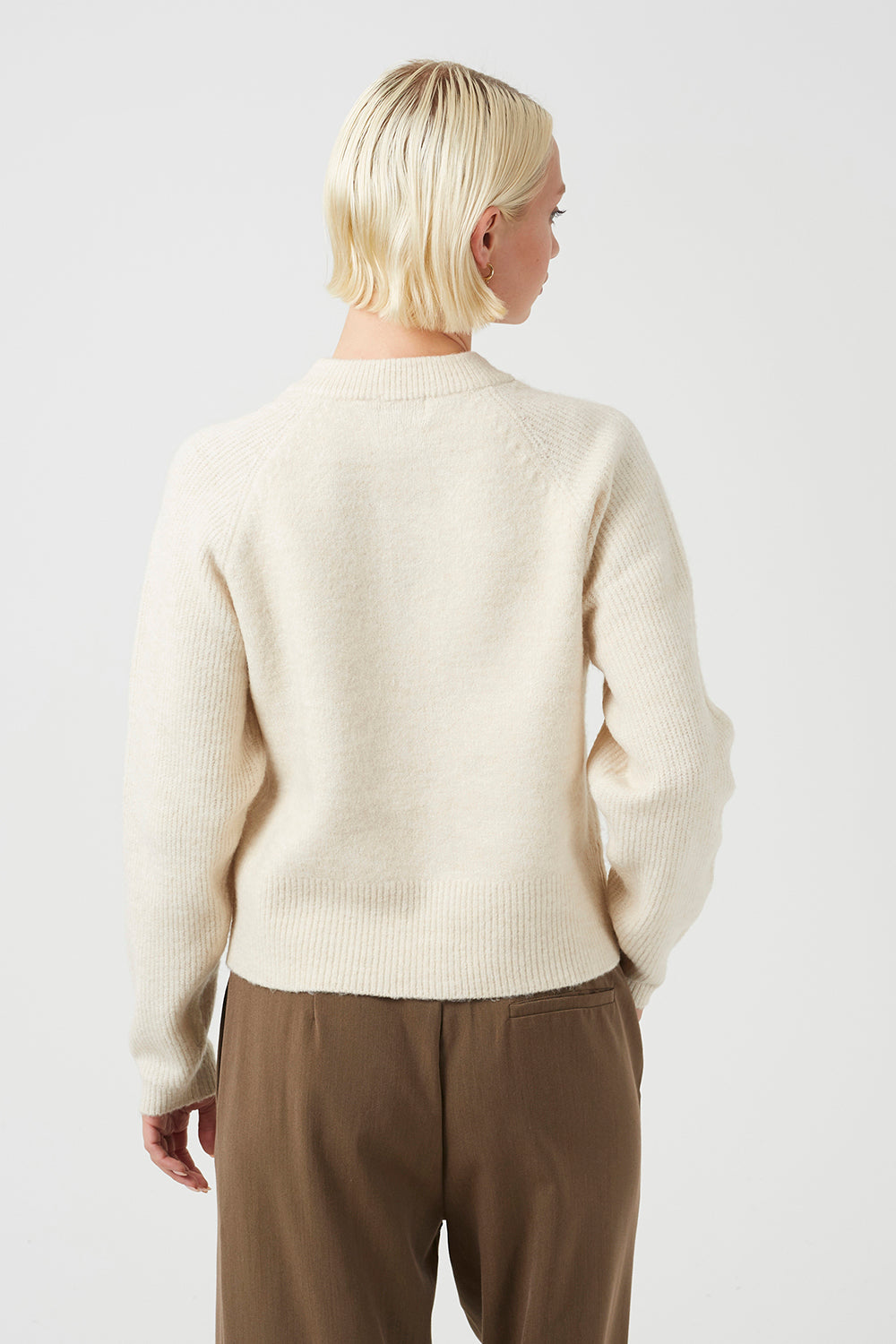  Cream  Image 2