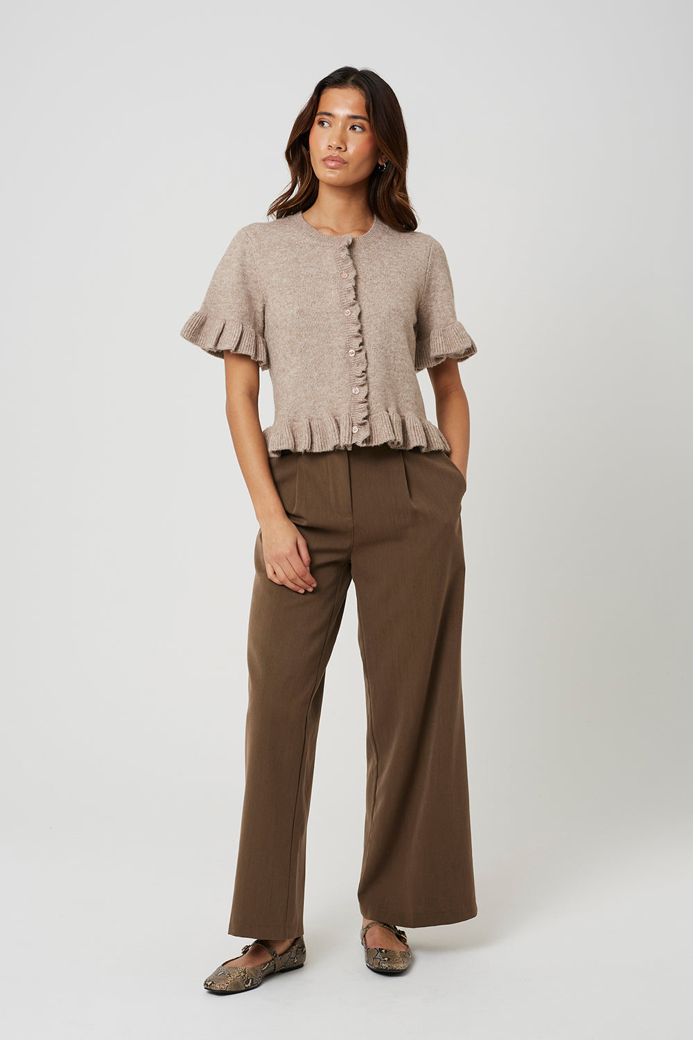  Beige  Image 3