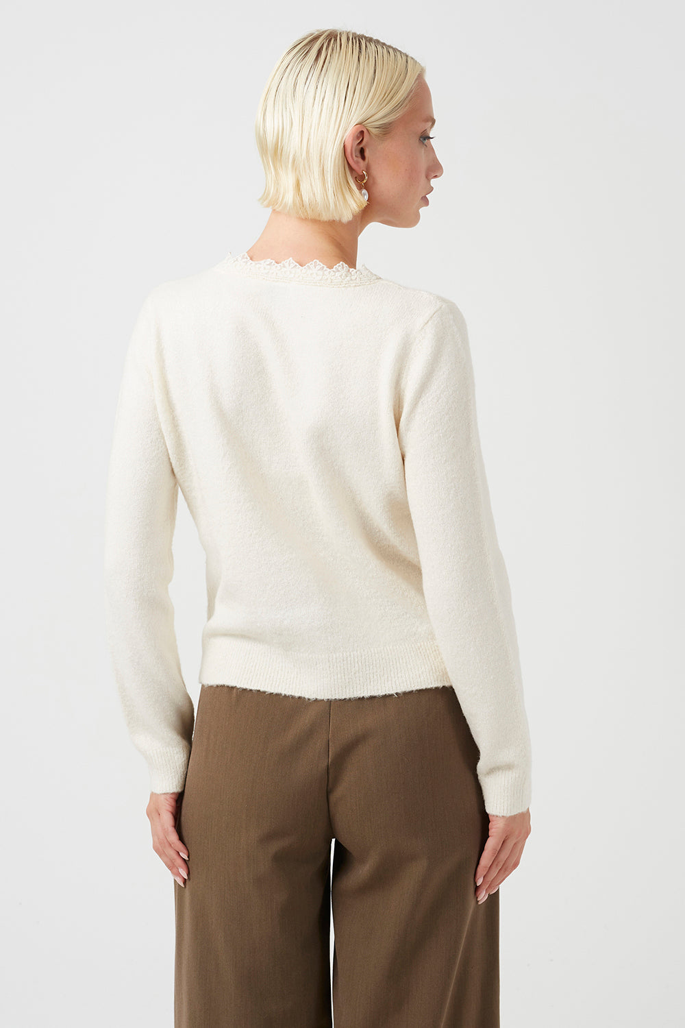  Cream  Image 2