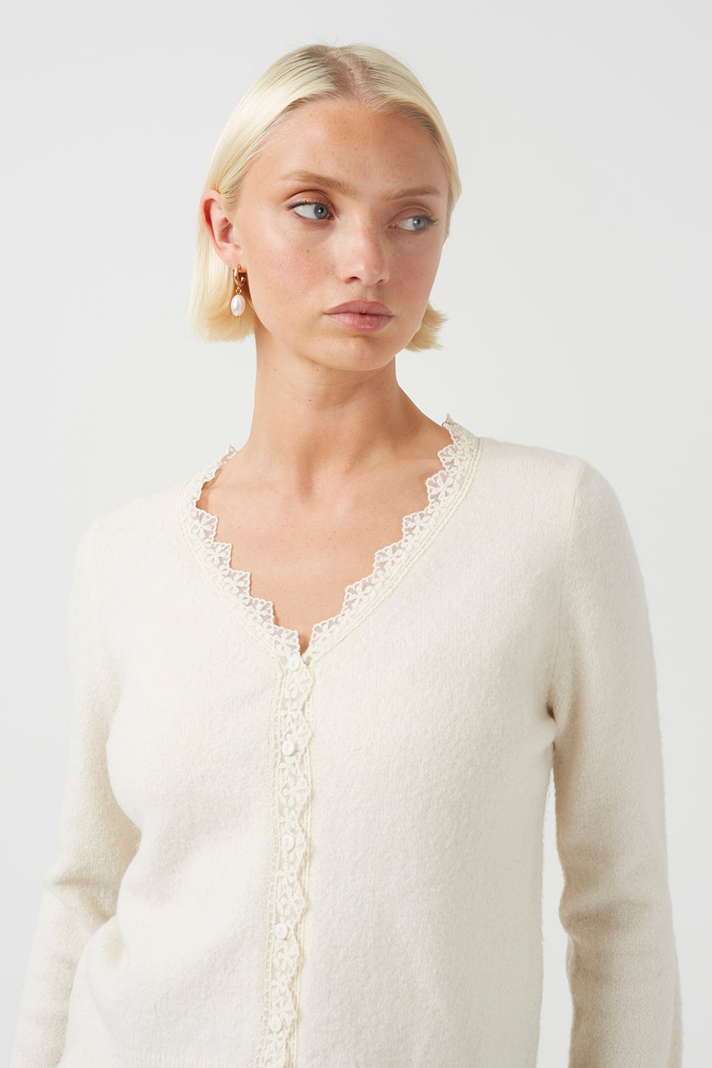  Cream  Image 4