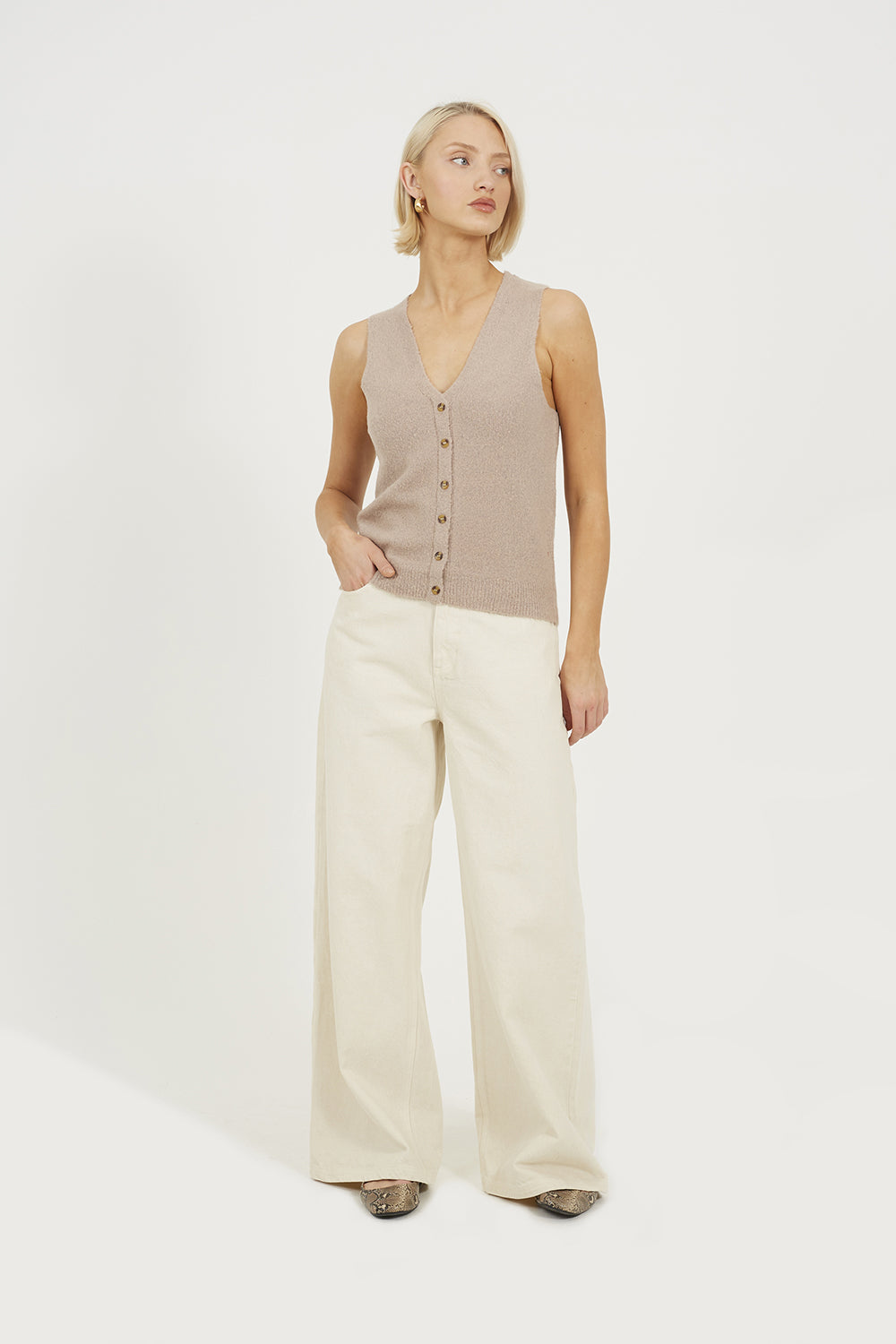  Taupe  Image 3