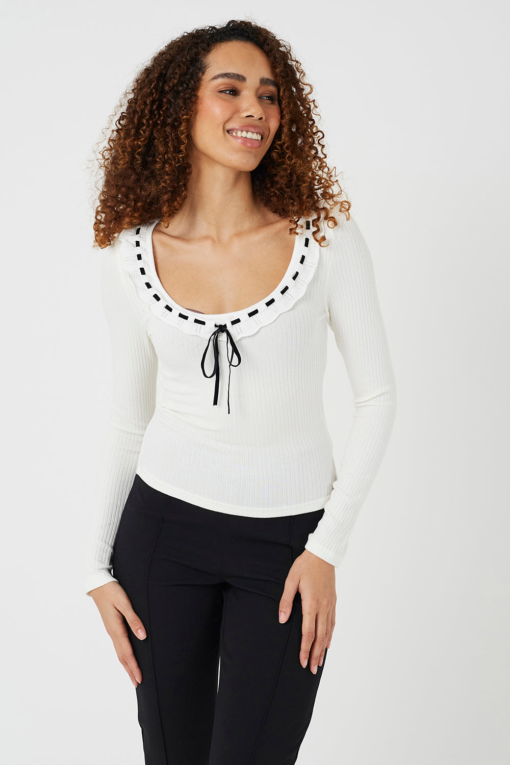  Cream  Image 1