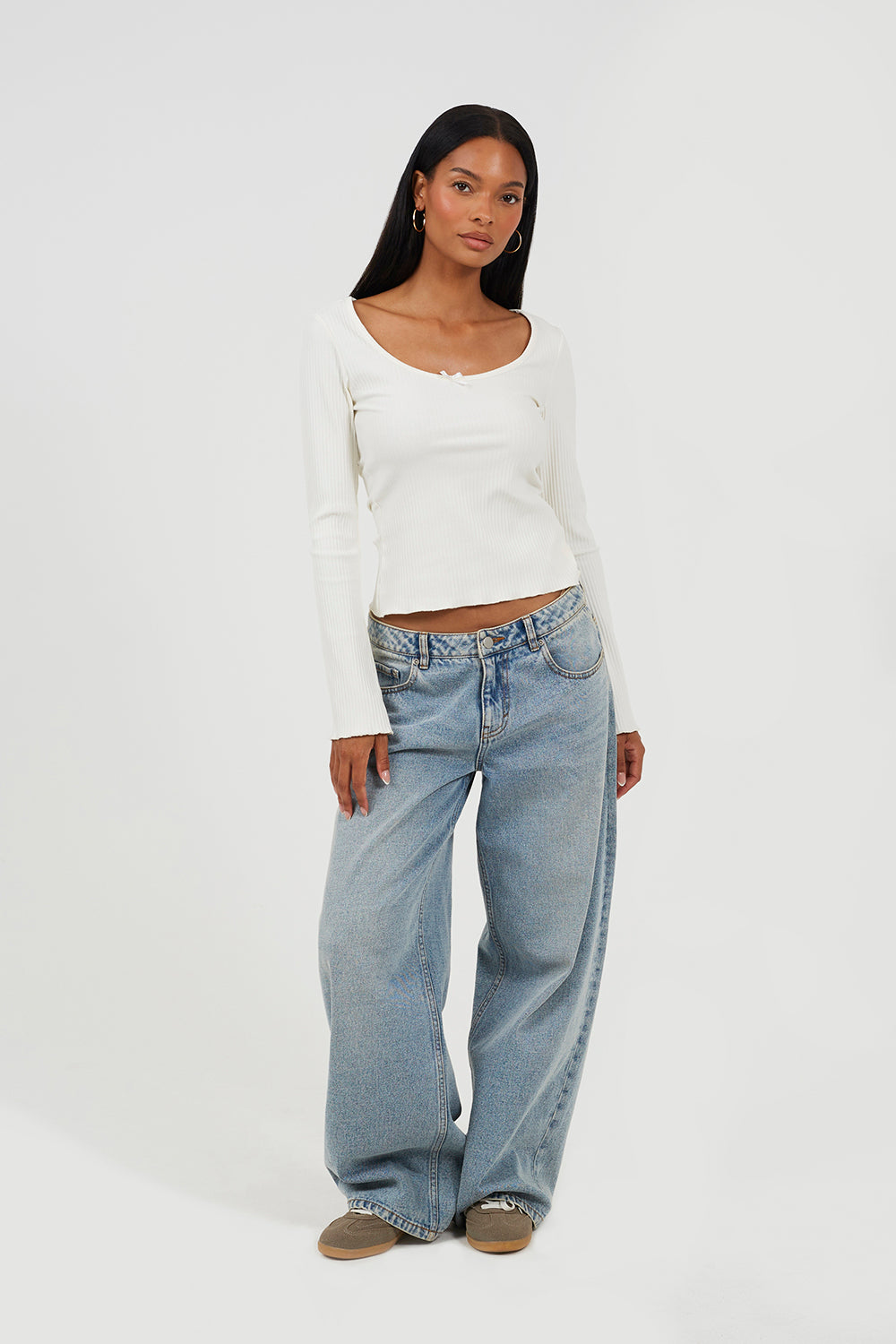  Cream  Image 3