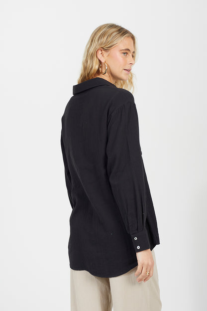 Brave Soul Black Cotton Long Sleeve Classic Pocket Detail Shirt - Black Image 2