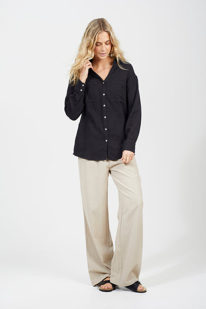 Brave Soul Black Cotton Long Sleeve Classic Pocket Detail Shirt - Black Image 3