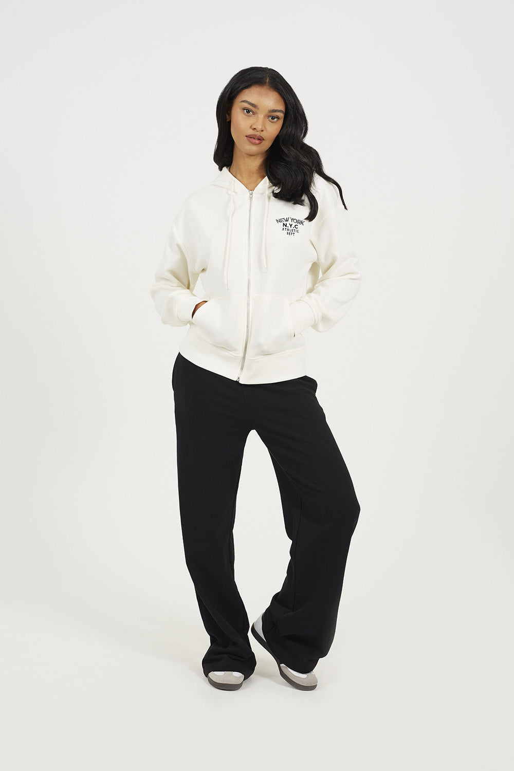  Cream  Image 3