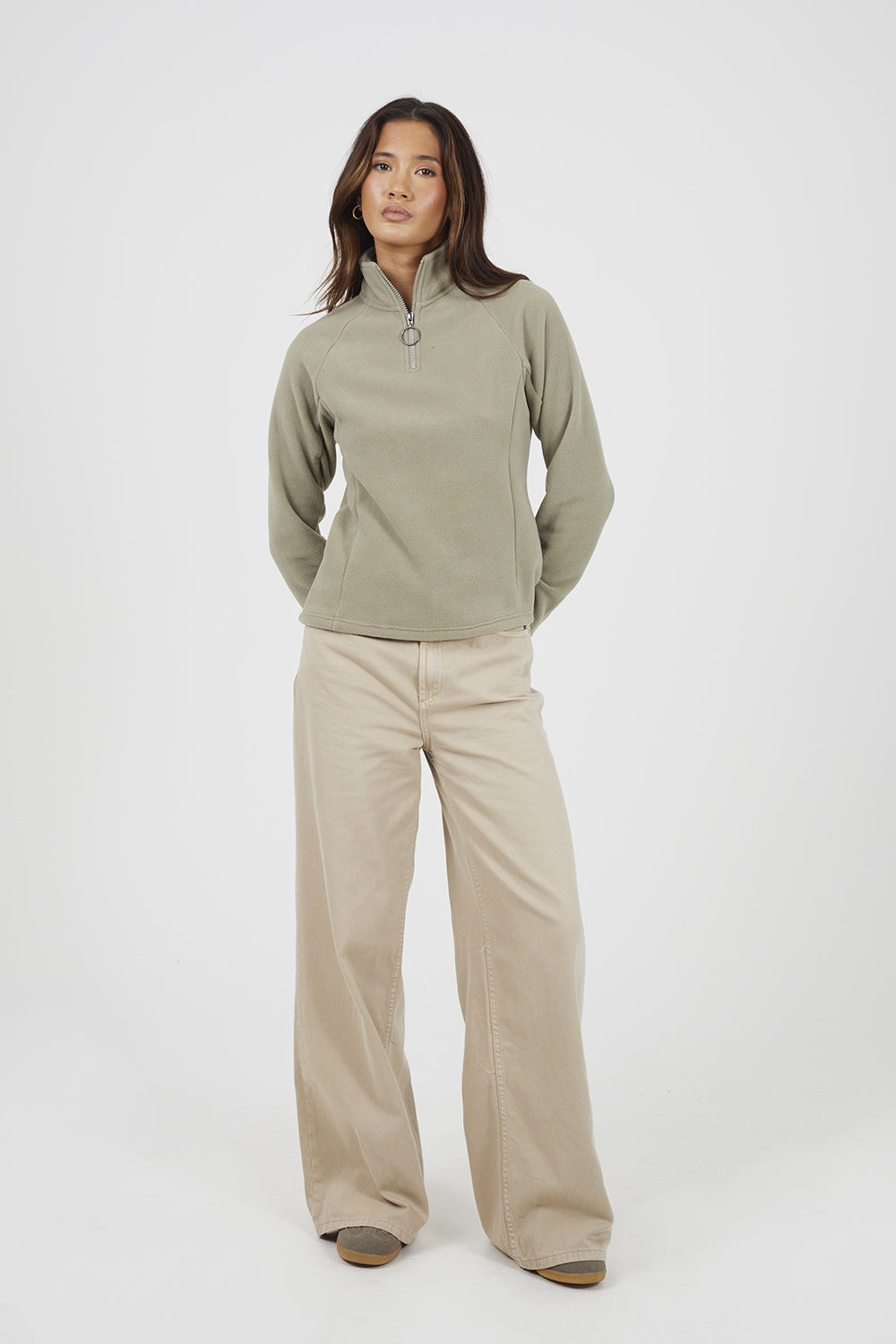  Pale Green  Image 3