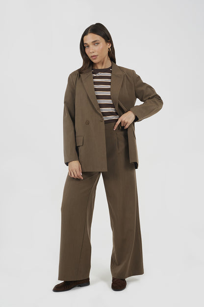  Brown  Image 3