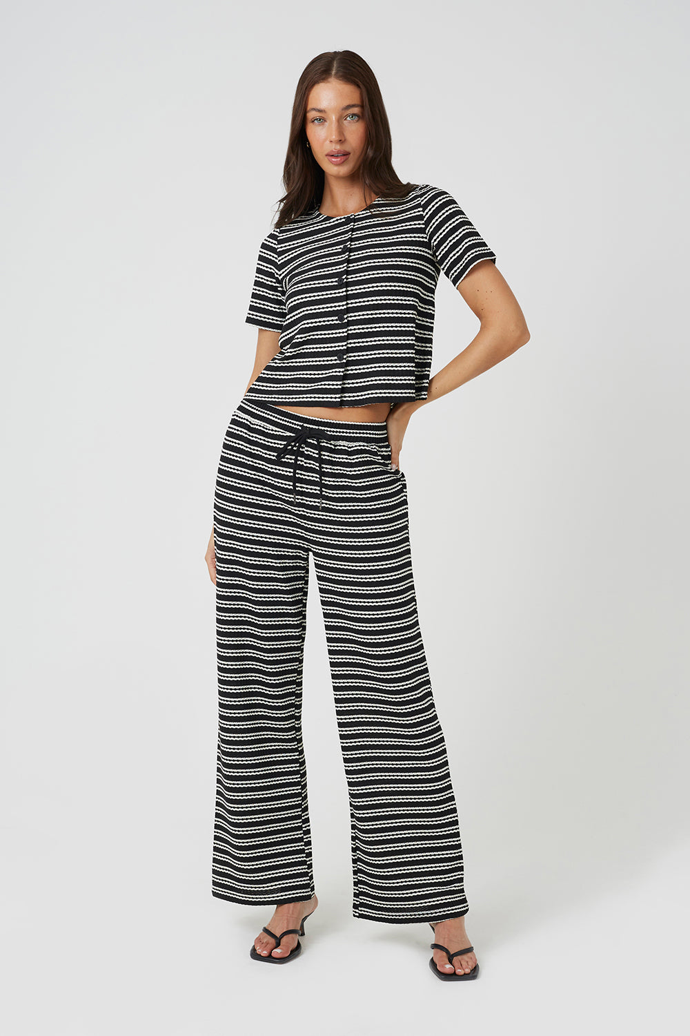  Black  Image 5