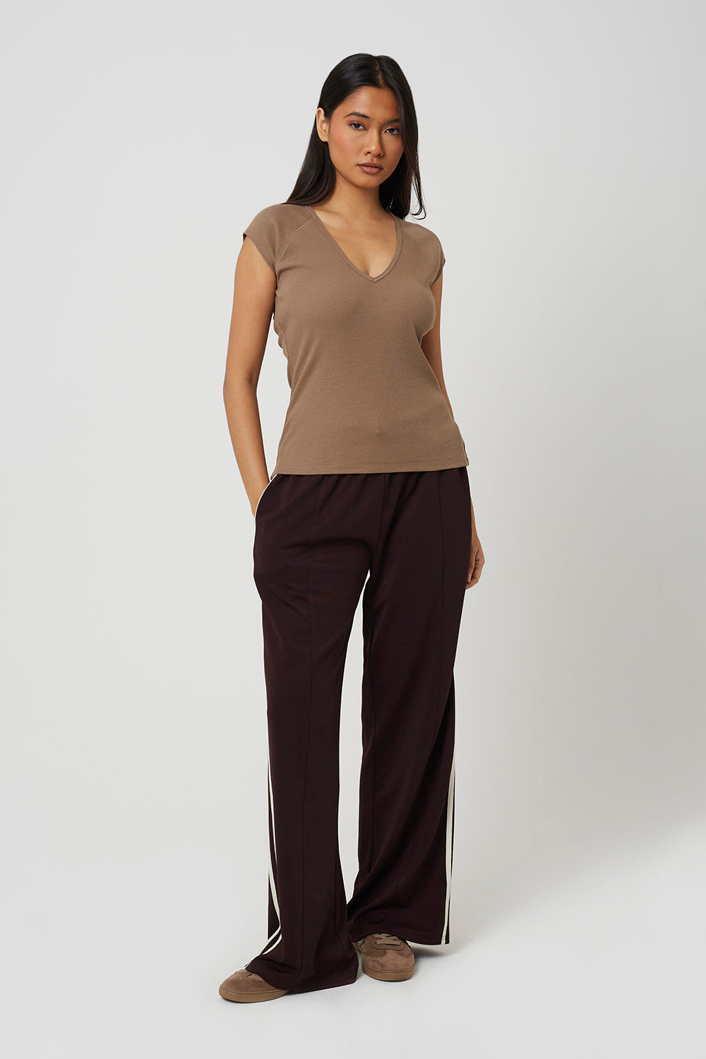  Brown  Image 3