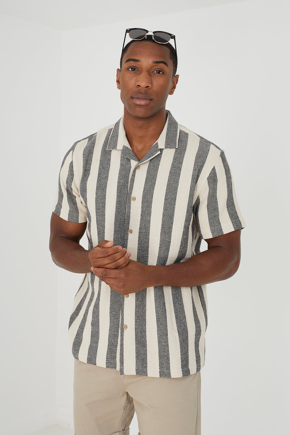 Brave Soul Black Cotton Short Sleeve Revere Collar Shirt - Black Image 1