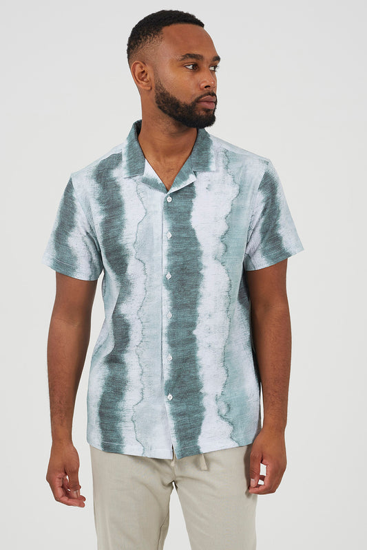 Brave Soul Green Regular Fit Printed Button-Up Shirt - Green Image 1