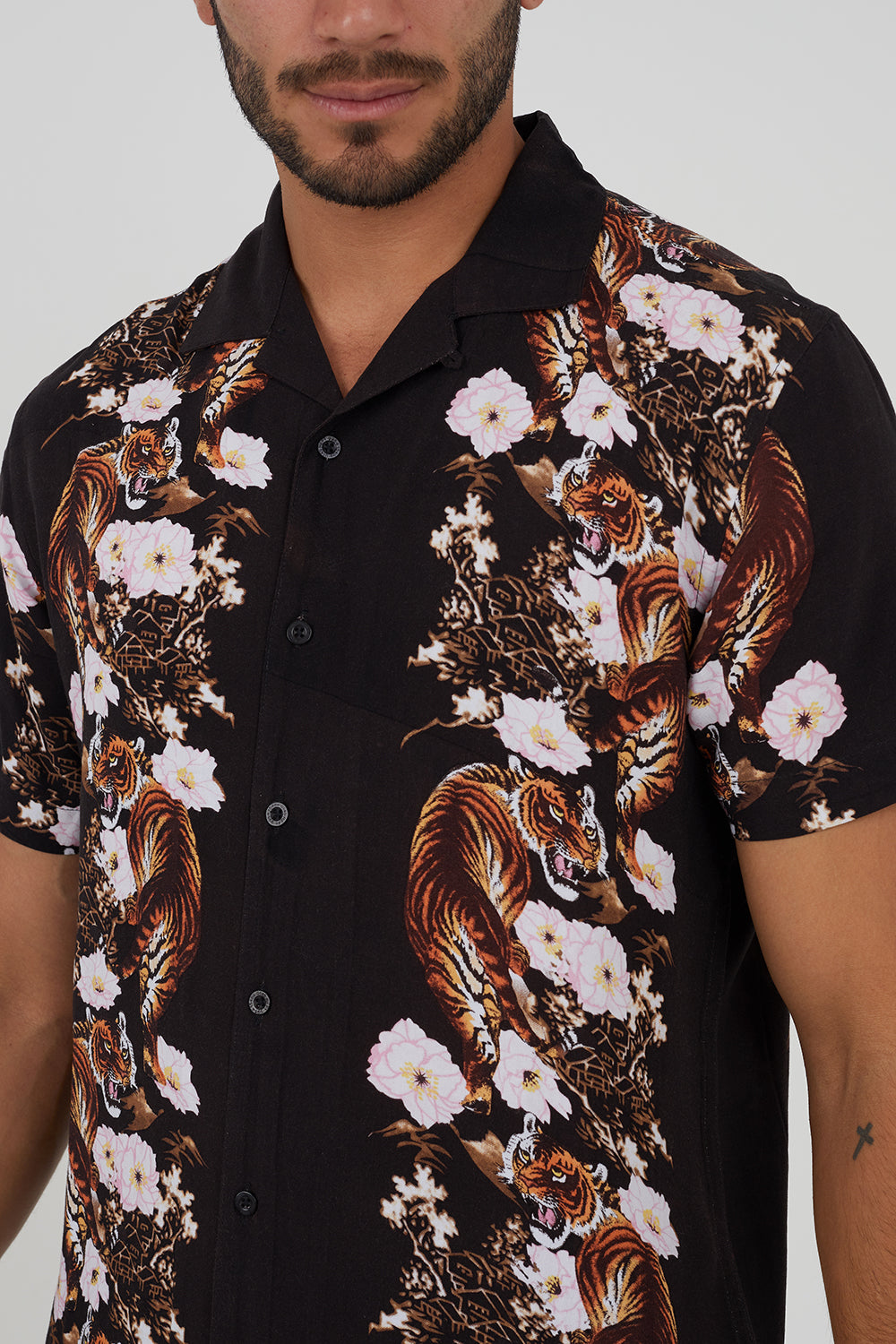 Brave Soul Black Revere Collar Print Shirt - Black Image 3