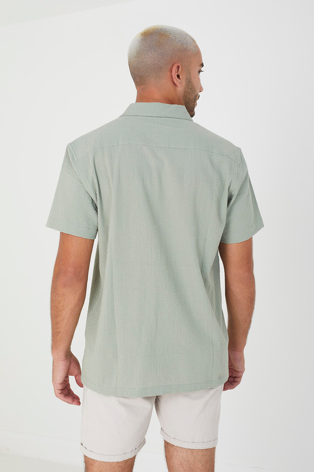 Brave Soul Green Short Sleeve Fine Stripe Revere Collar Shirt - Green Image 2