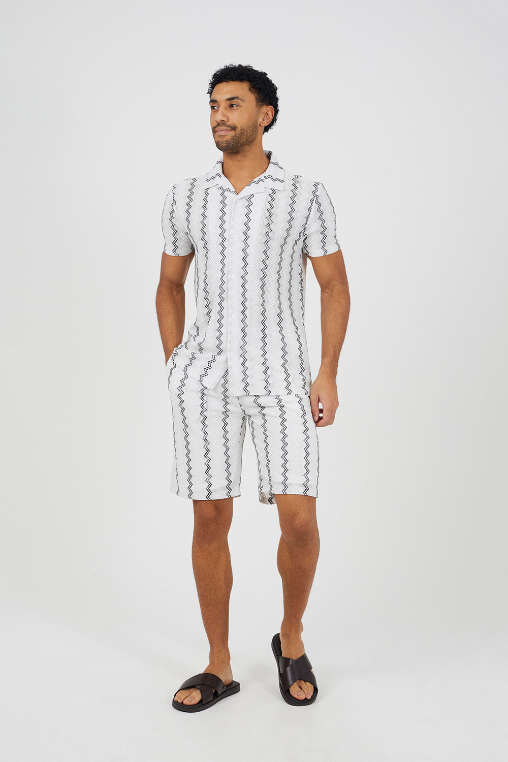 Brave Soul White Wavy Stripe Drawstring Shorts - White Image 3