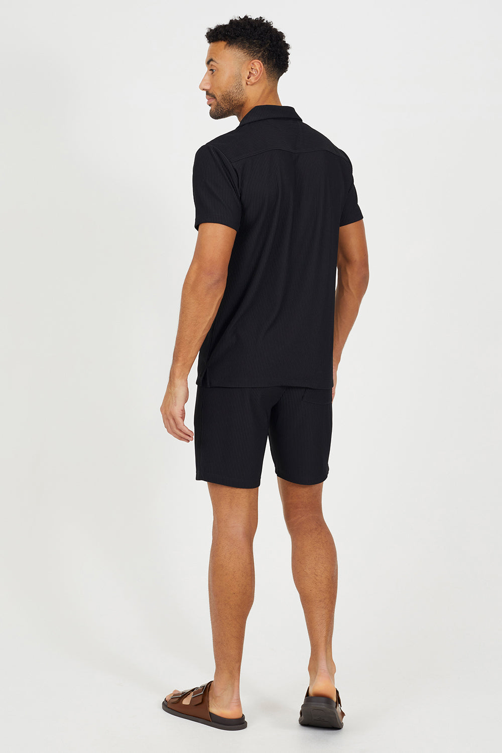 Brave Soul Black Pleated Shorts - Black Image 2