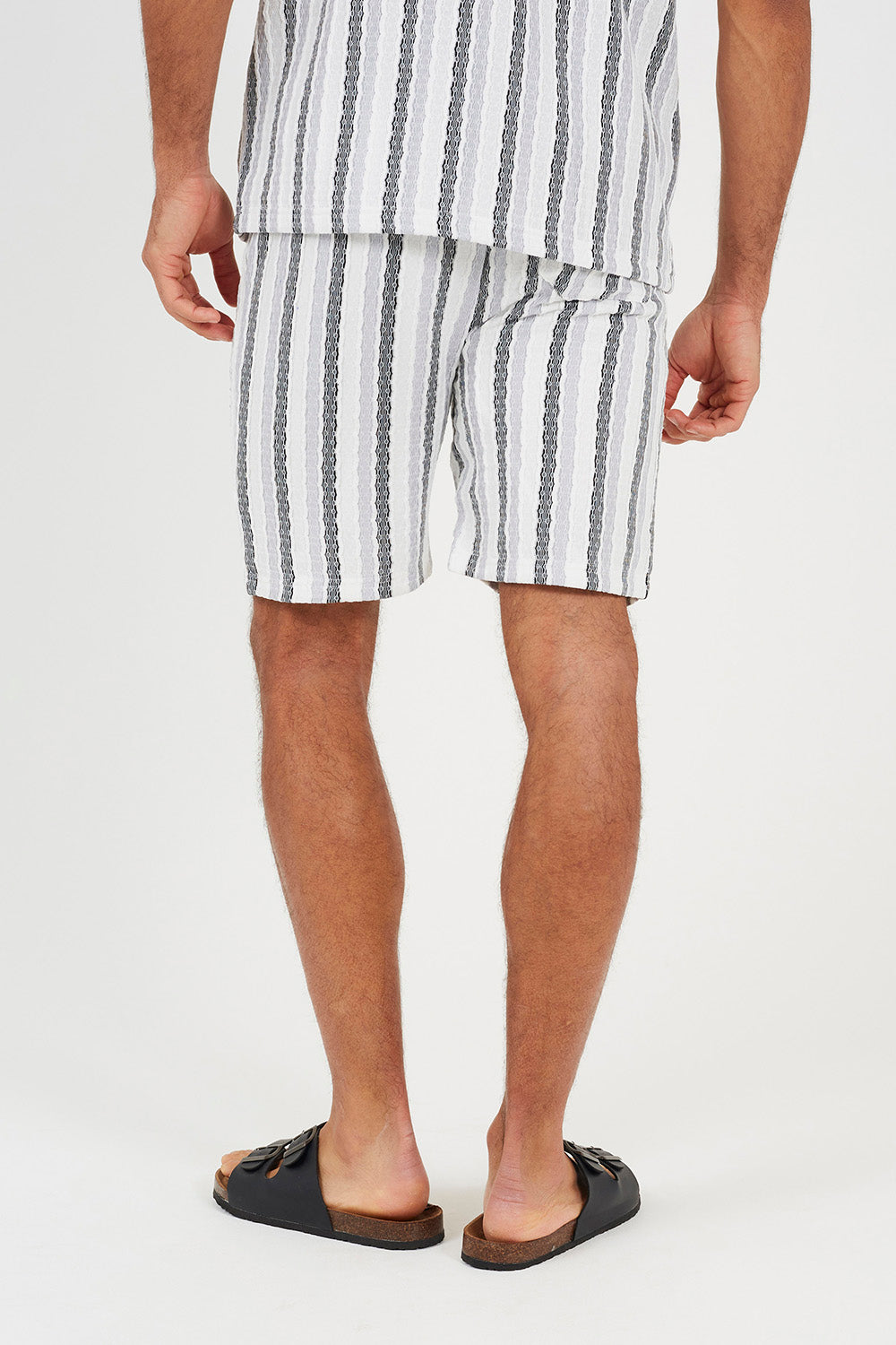 Brave Soul White Regular Fit Shorts - White Image 2