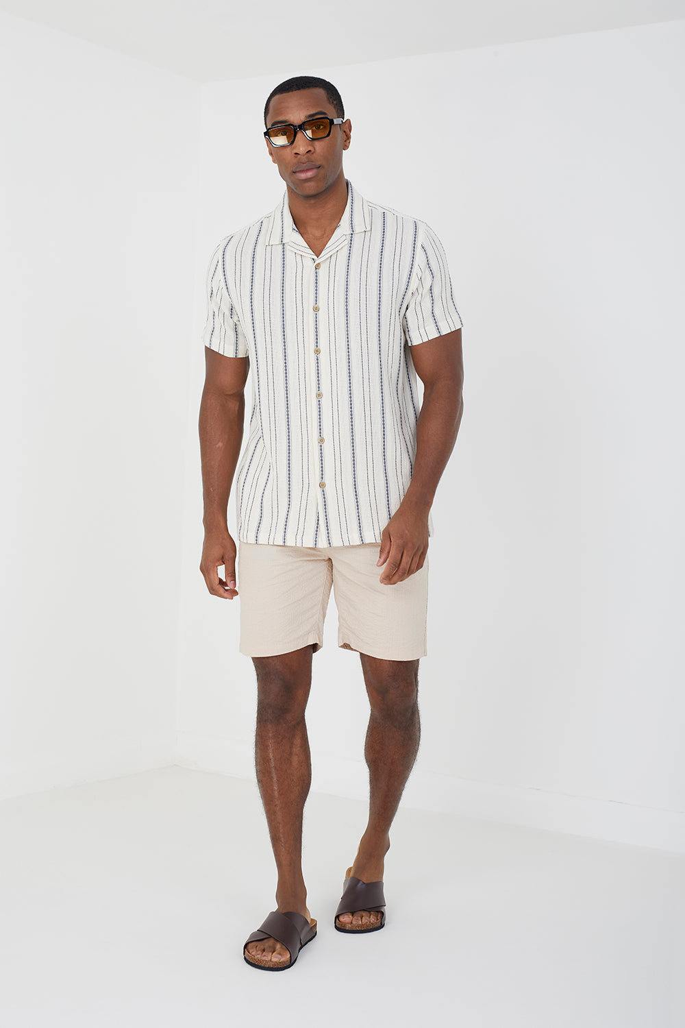 Brave Soul Stone Cotton Seersucker Shorts - Stone Image 3