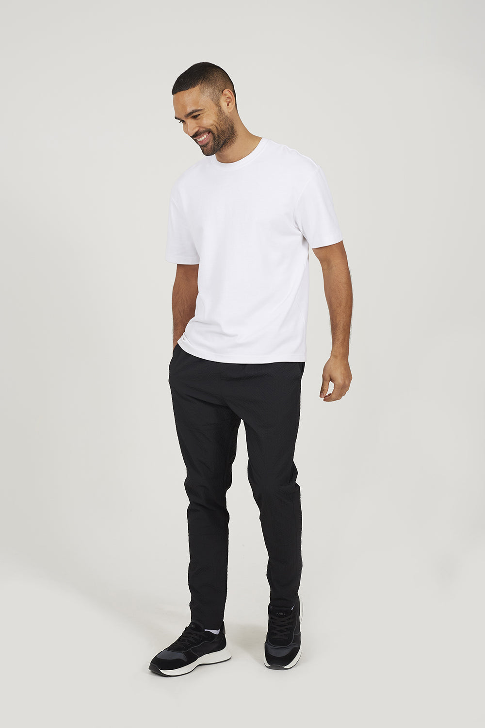 Brave Soul Black Slim Leg Seersucker Trousers - Black Image 3