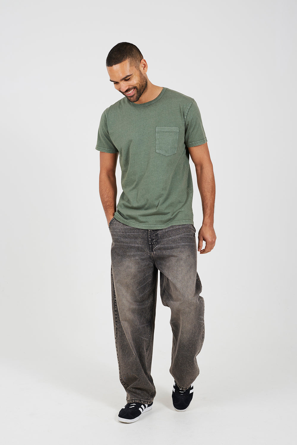 Brave Soul Green Acid Wash Patch Pocket T-Shirt - Green Image 3